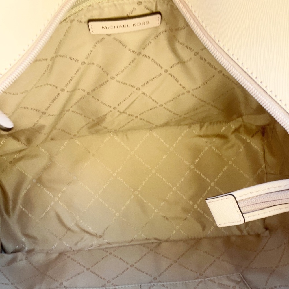 NWT Michael Kors Top Zip Tote Leather💕Gaby’sBags - Picture 5 of 6